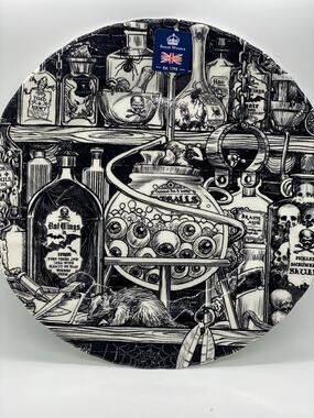 2 Royal Wessex Eyeball Halloween Plates